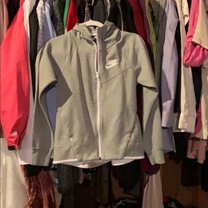 Grey Nike Zip NWOT